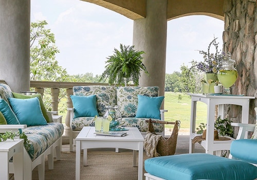 Why Brecksville Homeowners Rely On Local Handyman Services To Keep Up With Outdoor Furniture Trends